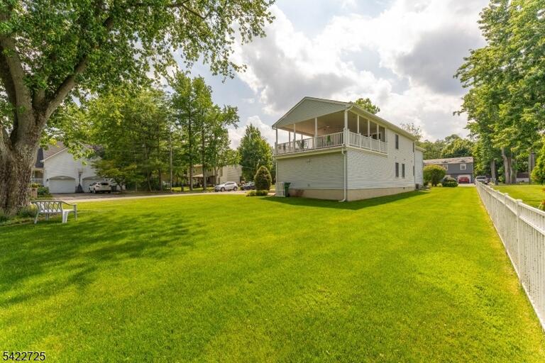Property listing MLS 4048857 photo 33