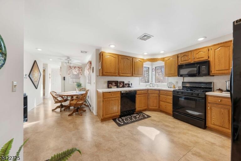 Property listing MLS 4048857 photo 9
