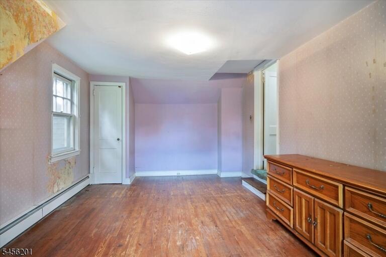 Property listing MLS 4048858 photo 18