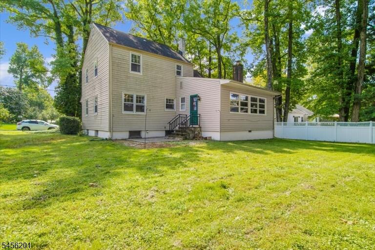 Property listing MLS 4048858 photo 26