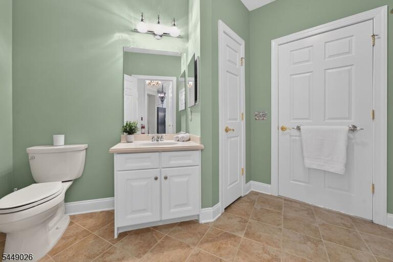 Property listing MLS 4048861 photo 16