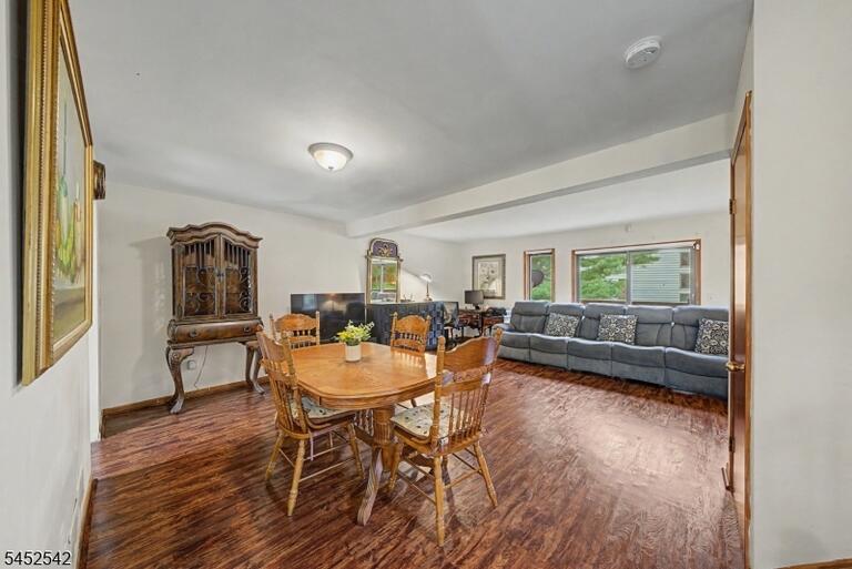 Property listing MLS 4048862 photo 7