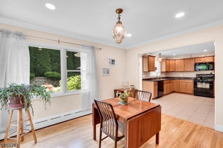 Property listing MLS 4048872 photo 8