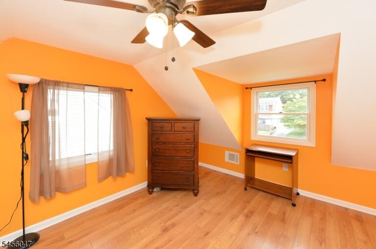 Property listing MLS 4048874 photo 17