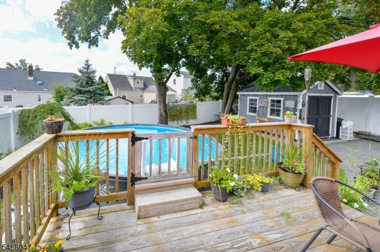 Property listing MLS 4048874 photo 25