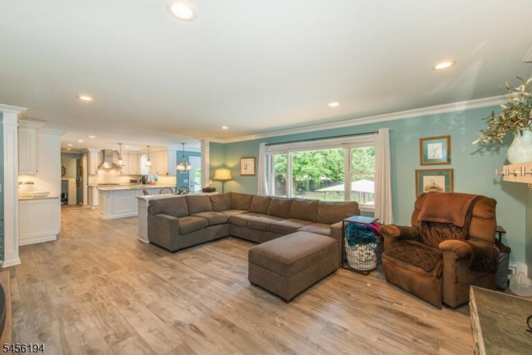 Property listing MLS 4048875 photo 19