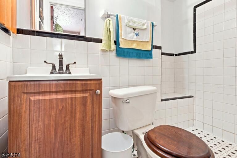 Property listing MLS 4048895 photo 6