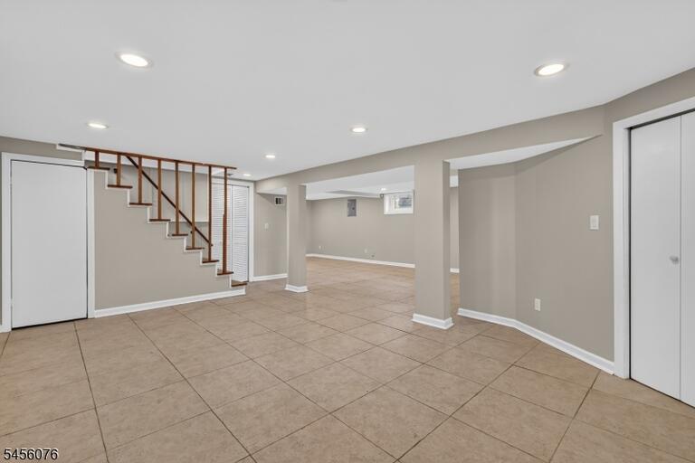 Property listing MLS 4048921 photo 19