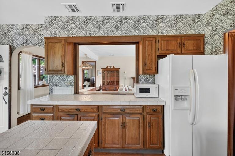 Property listing MLS 4048939 photo 15