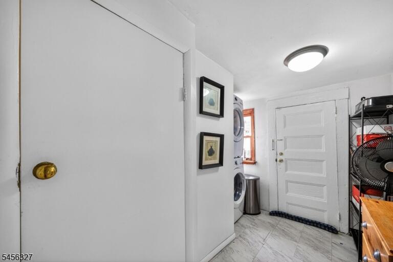 Property listing MLS 4048944 photo 13