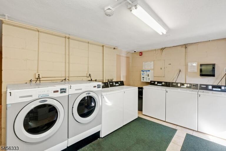 Property listing MLS 4048950 photo 13