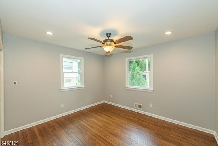 Property listing MLS 4048957 photo 14