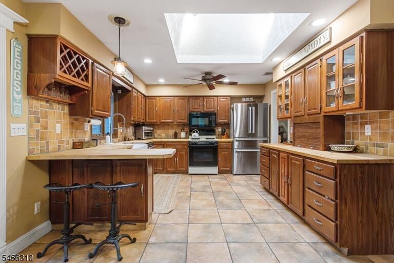 Property listing MLS 4048966 photo 14