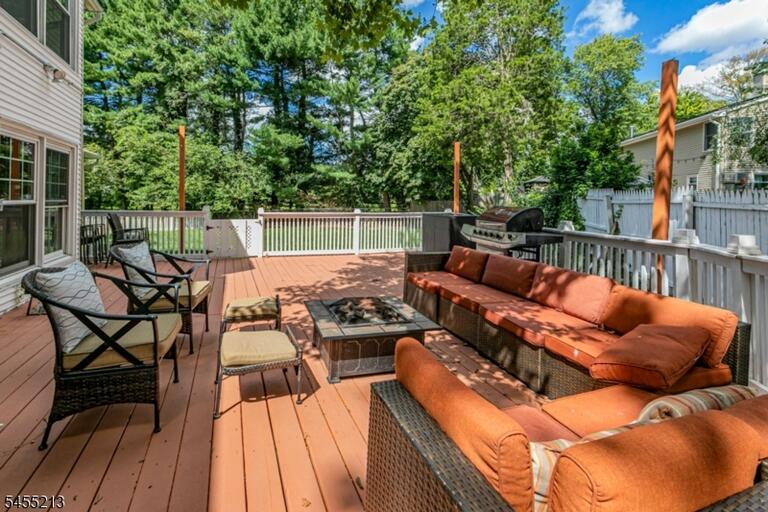 Property listing MLS 4048979 photo 35