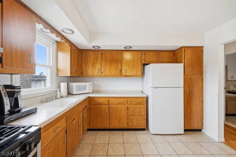 Property listing MLS 4048992 photo 35