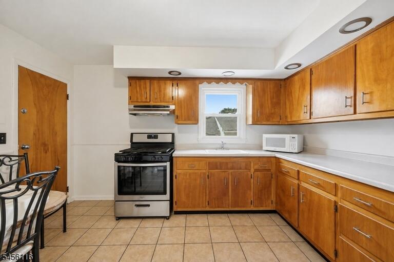 Property listing MLS 4048992 photo 37
