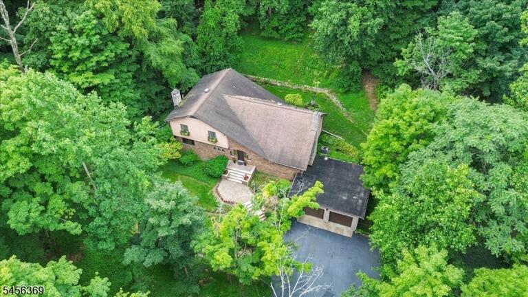 Property listing MLS 4048994 photo 32