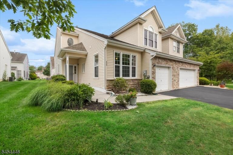 Property listing MLS 4049013 photo 1