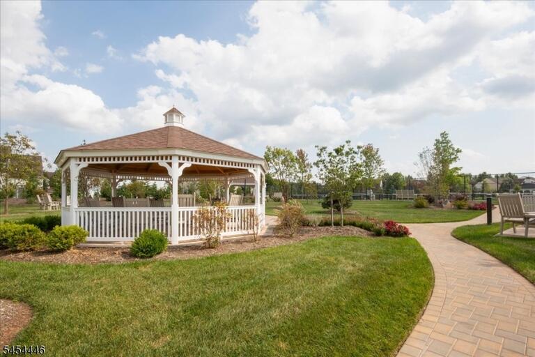 Property listing MLS 4049013 photo 34