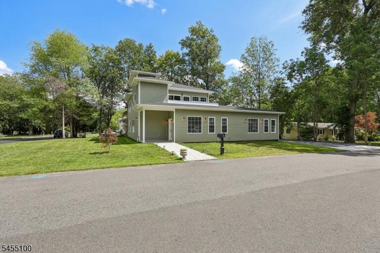 Property listing MLS 4049014 photo 2