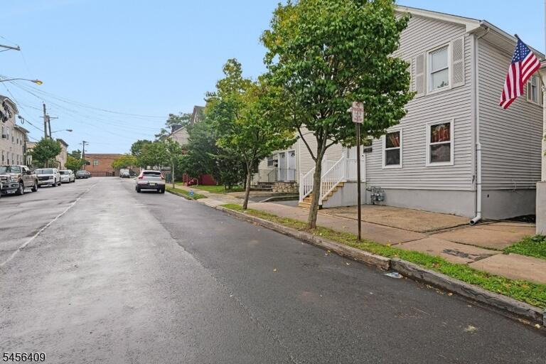 Property listing MLS 4049015 photo 15