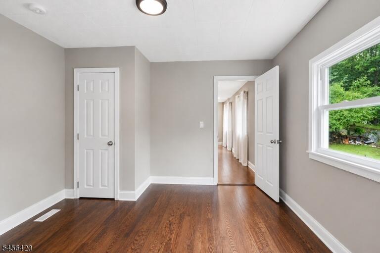 Property listing MLS 4049020 photo 18