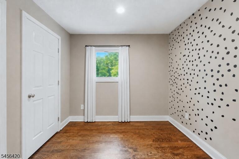 Property listing MLS 4049020 photo 22