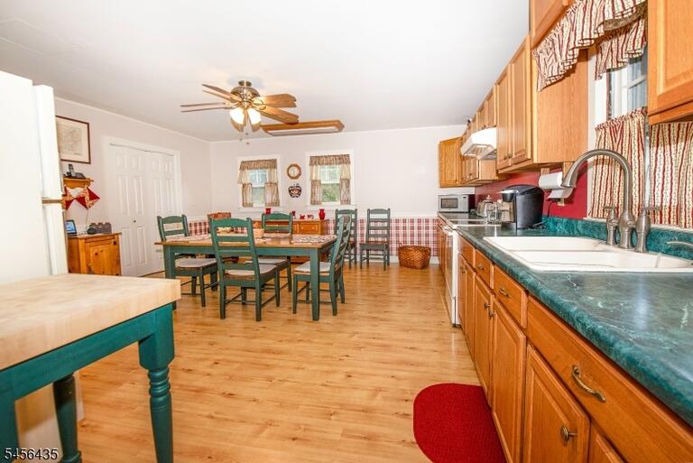 Property listing MLS 4049036 photo 16
