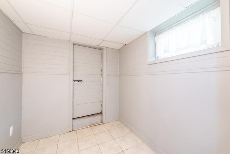 Property listing MLS 4049046 photo 18