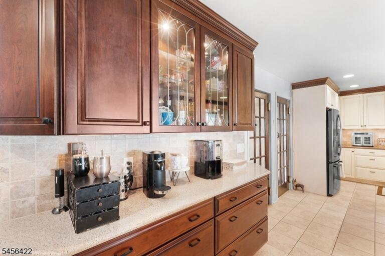 Property listing MLS 4049083 photo 10
