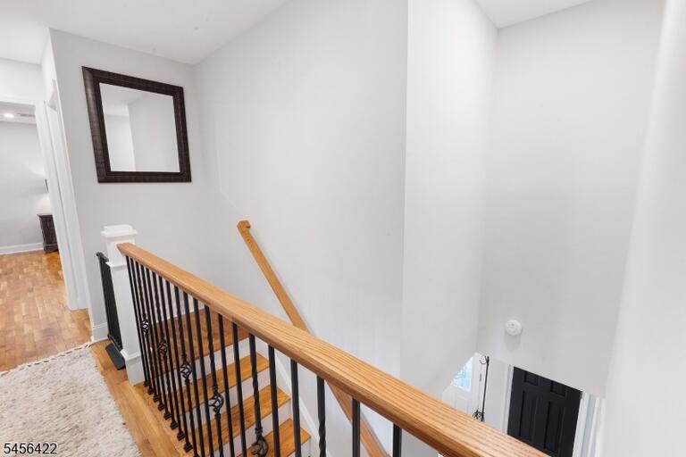 Property listing MLS 4049083 photo 26