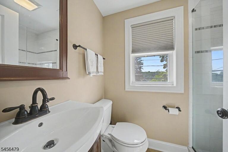 Property listing MLS 4049093 photo 32