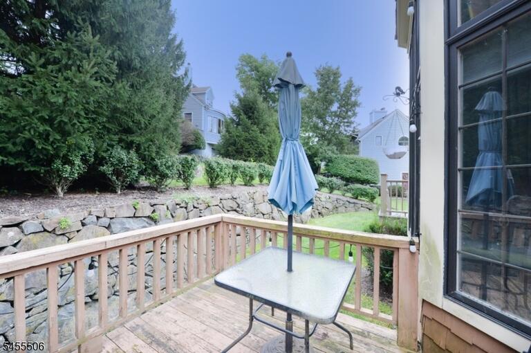 Property listing MLS 4049113 photo 4