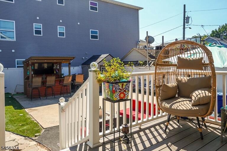Property listing MLS 4049117 photo 7