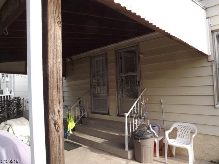 Property listing MLS 4049130 photo 14