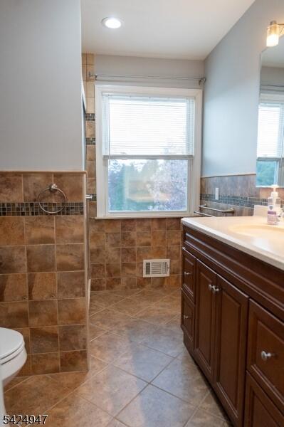 Property listing MLS 4049131 photo 34