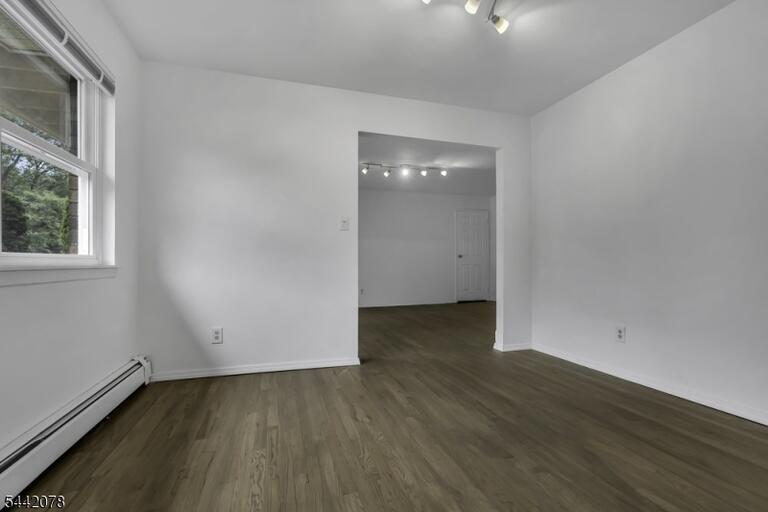 Property listing MLS 4049163 photo 9