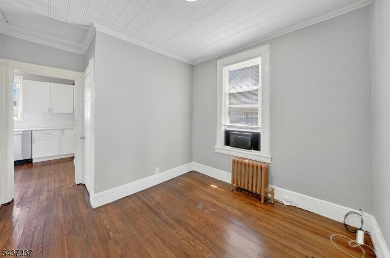Property listing MLS 4049182 photo 14