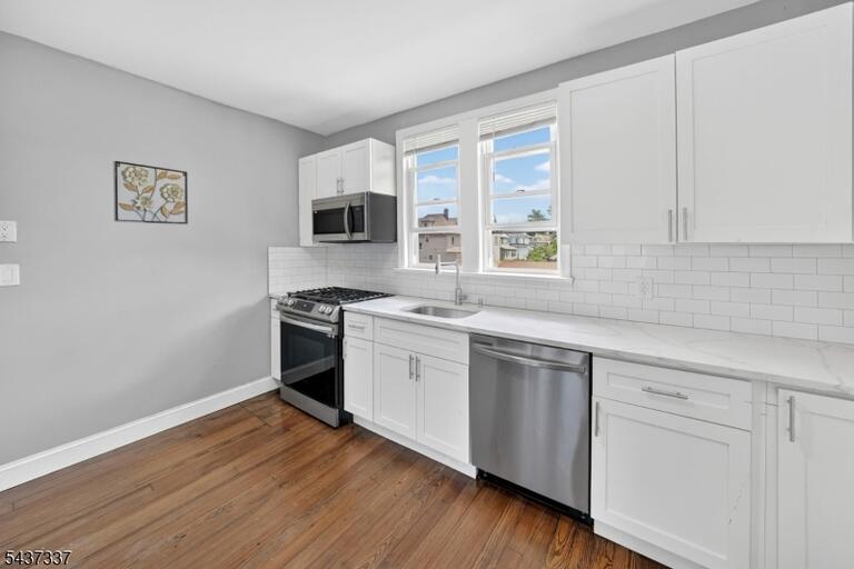Property listing MLS 4049182 photo 6