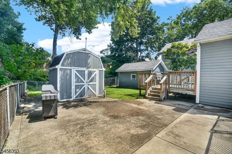 Property listing MLS 4049195 photo 18