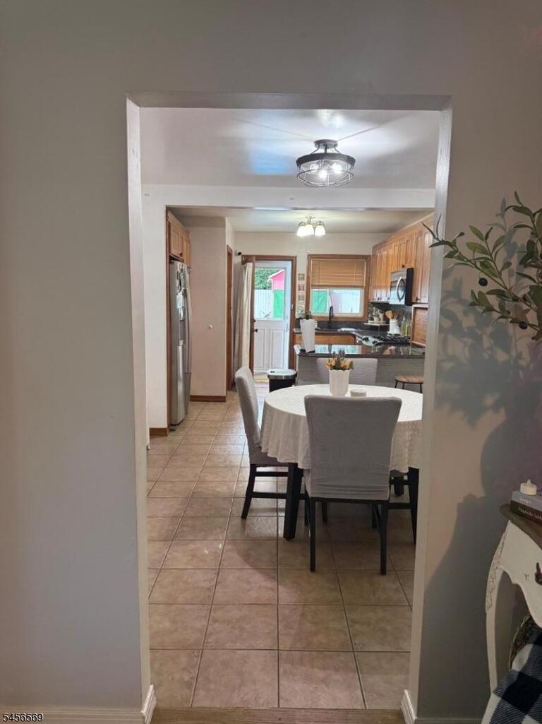 Property listing MLS 4049198 photo 6