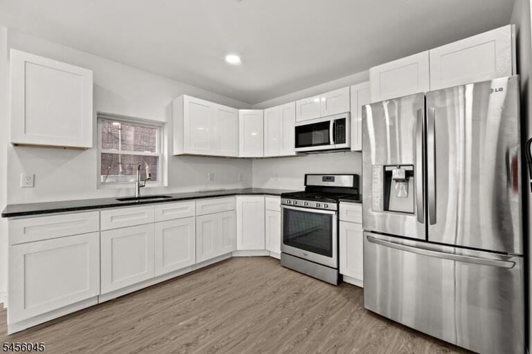 Property listing MLS 4049262 photo 3