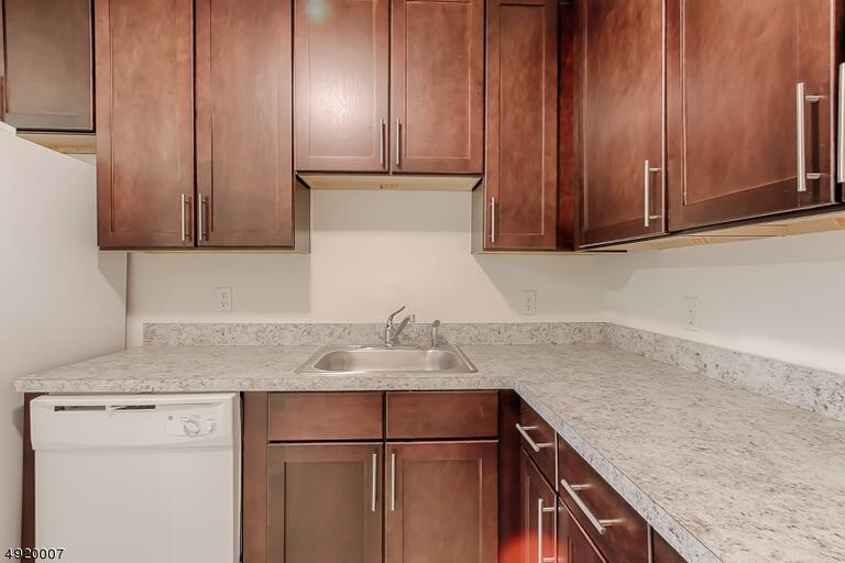 Property listing MLS 4049331 photo 7