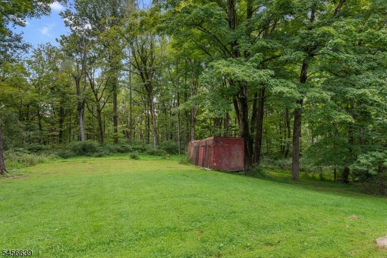 Property listing MLS 4049356 photo 17