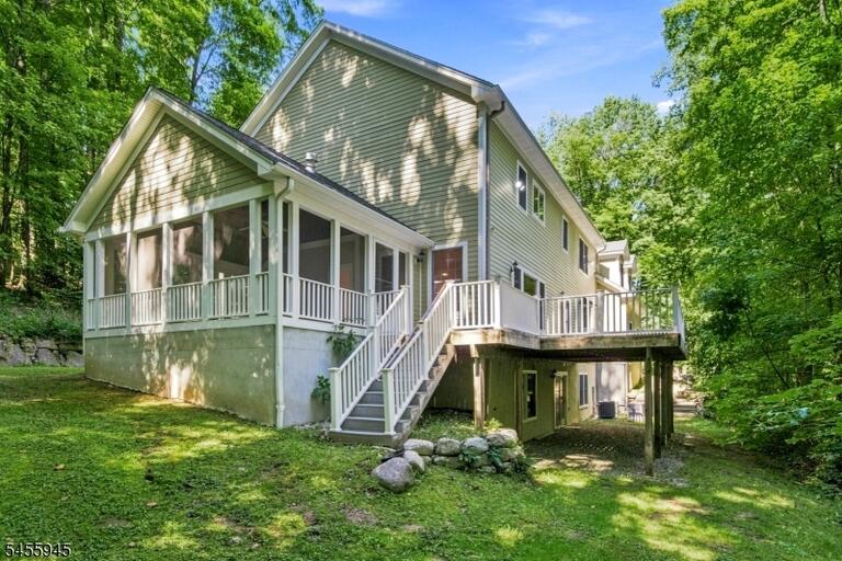 Property listing MLS 4049360 photo 30