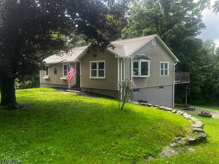Property listing MLS 4049391 photo 1