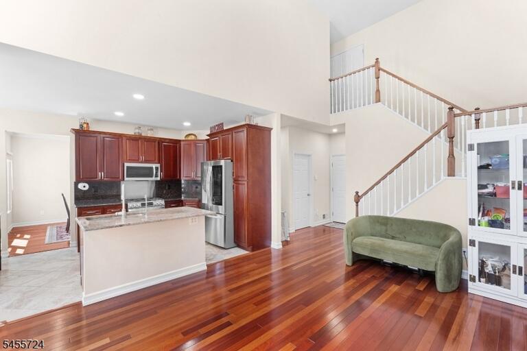 Property listing MLS 4049430 photo 10