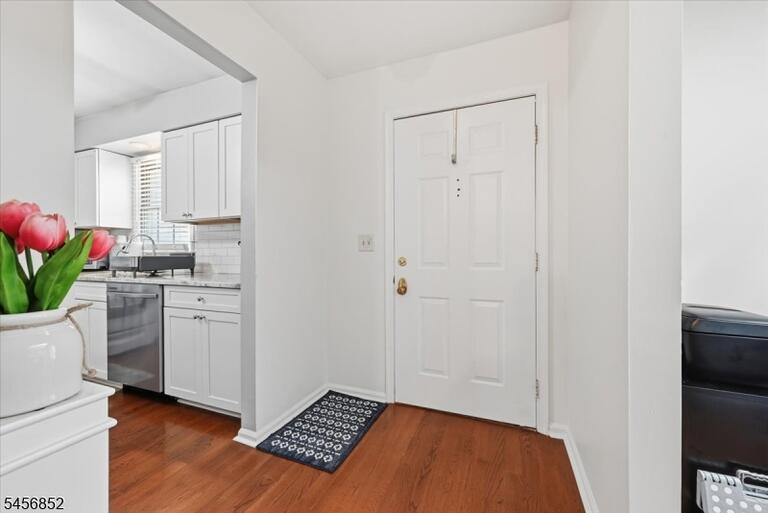 Property listing MLS 4049443 photo 7