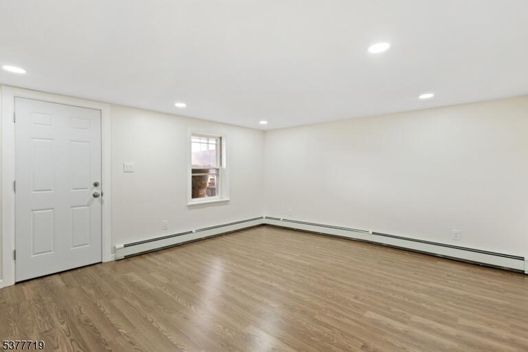 Property listing MLS 4049454 photo 17