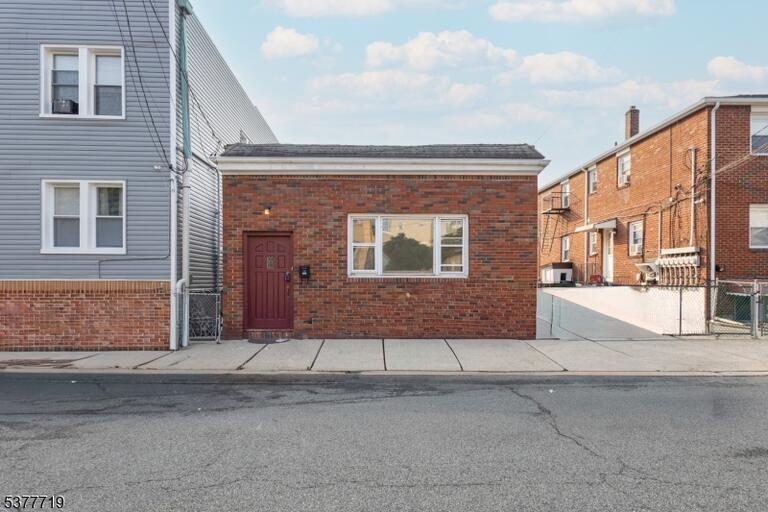 Property listing MLS 4049454 photo 19